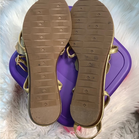 Kate Spade Gold Pearls-in-Flower Flat Sandals. 7 - Picture 6 of 8